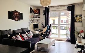 T2 Paris Disneyland Balcon Parking